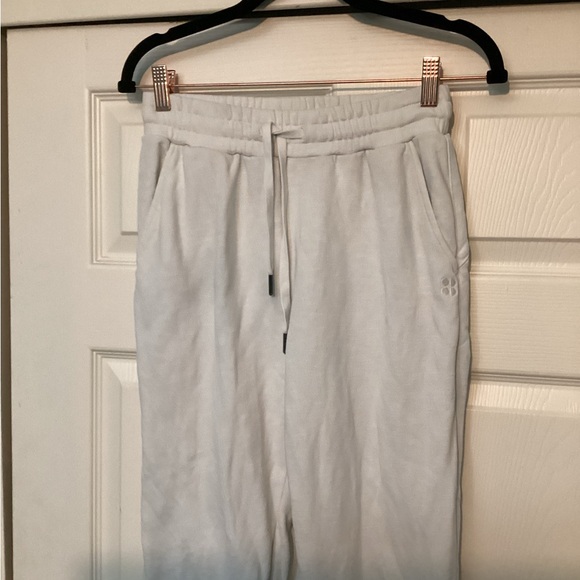 💥PRICE DROP💥 Essential Pocket Joggers - Picture 4 of 8